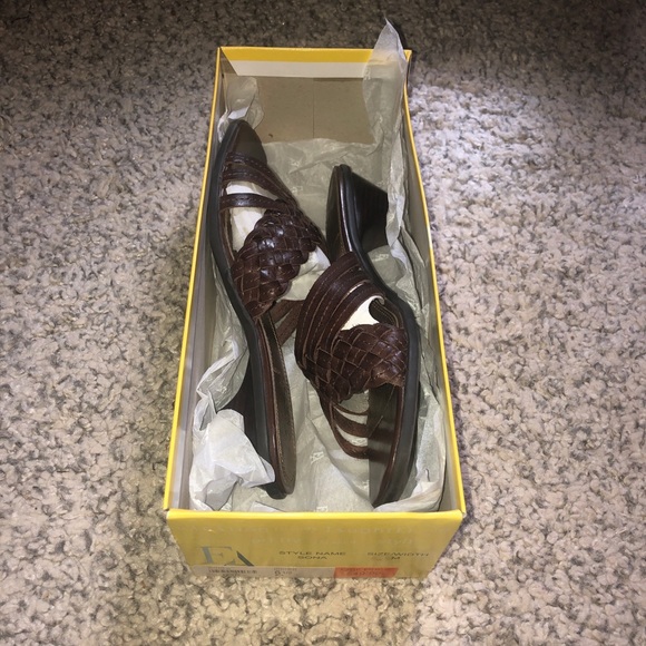 Brown Etienne Aigner Ester Sandals 6.5 - Picture 9 of 10